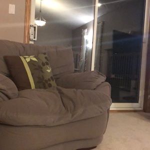 Meet your Posher, Darine